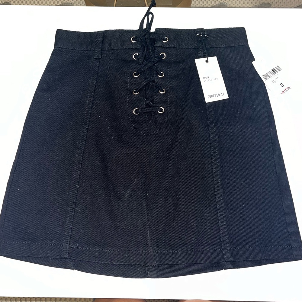 NWT Forever 21 Skirt
